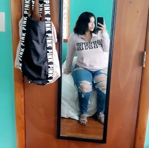 Meet your Posher, Alexandrea